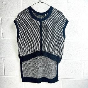 BCBG MAXAZRIA Black White Hi Low Sleeveless Sweater Knit Top Women’s Sz S